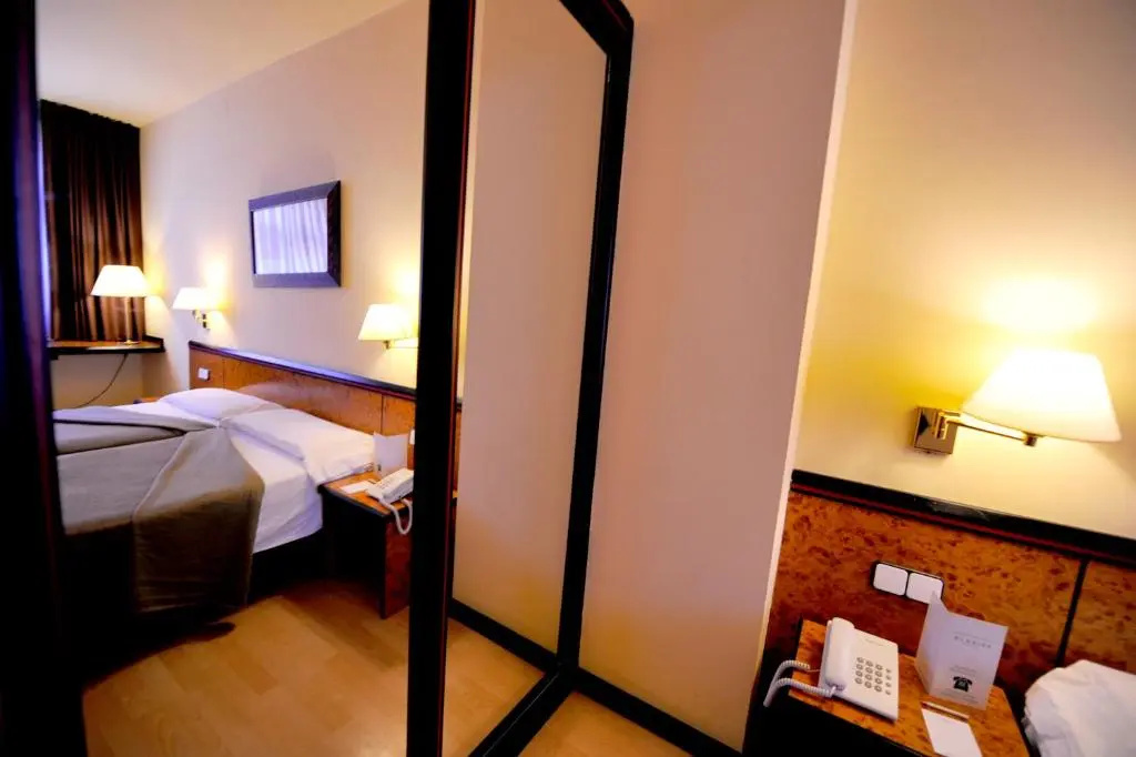 Hotel Glories - Chambres