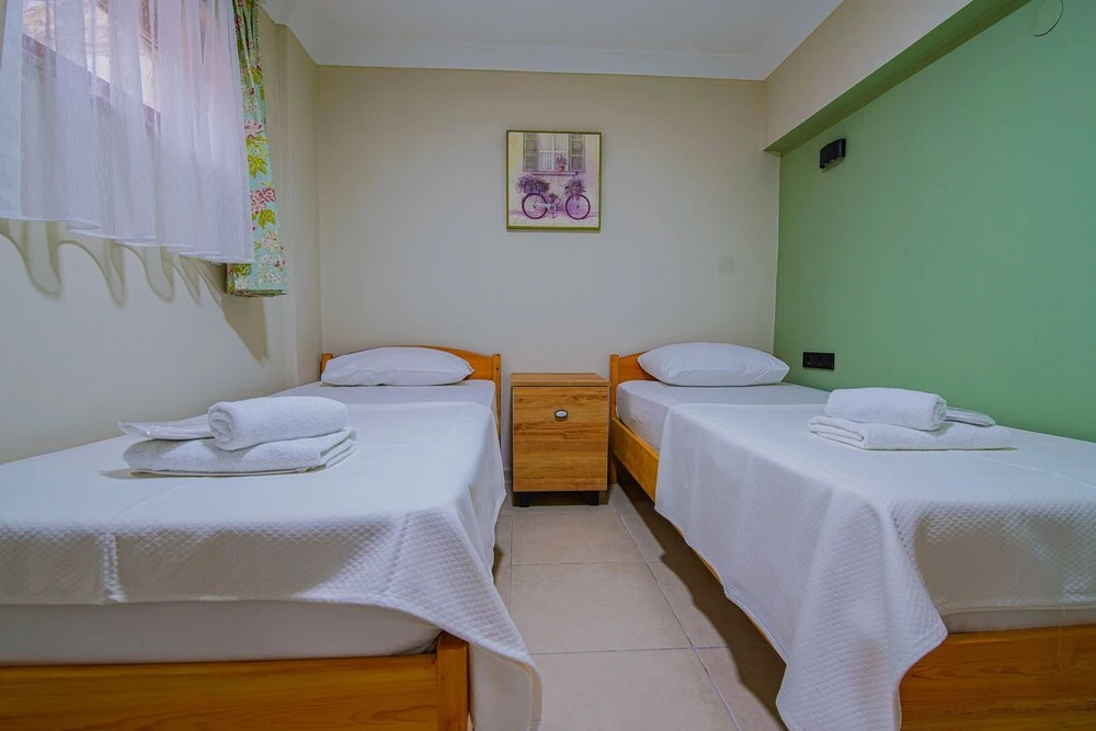 Economy room