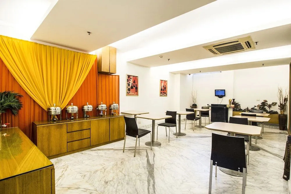 FabHotel Raj Darbar Iffco - Général