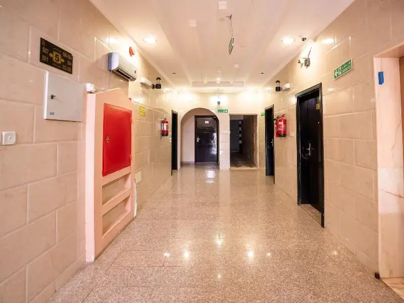 OYO 545 Golden Galaxies Furnished Units - фото 24