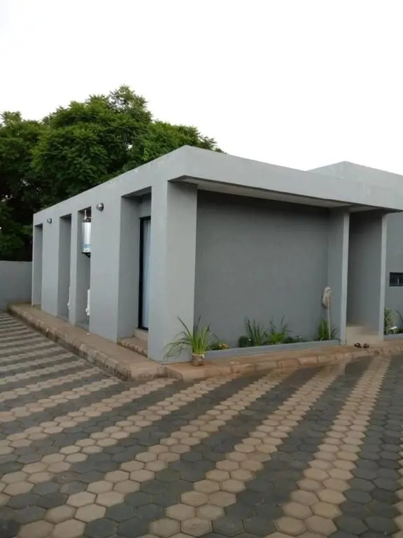 2 Bedrooms House in Heart of Kalundu