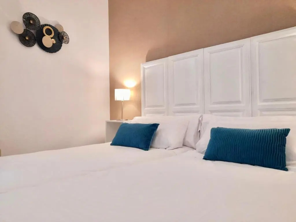 2 Bedrooms Apartment with balcony