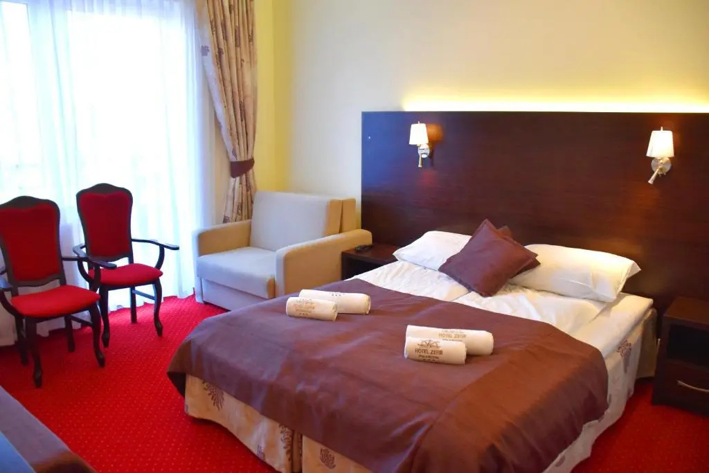 Standard Double room (full double bed)