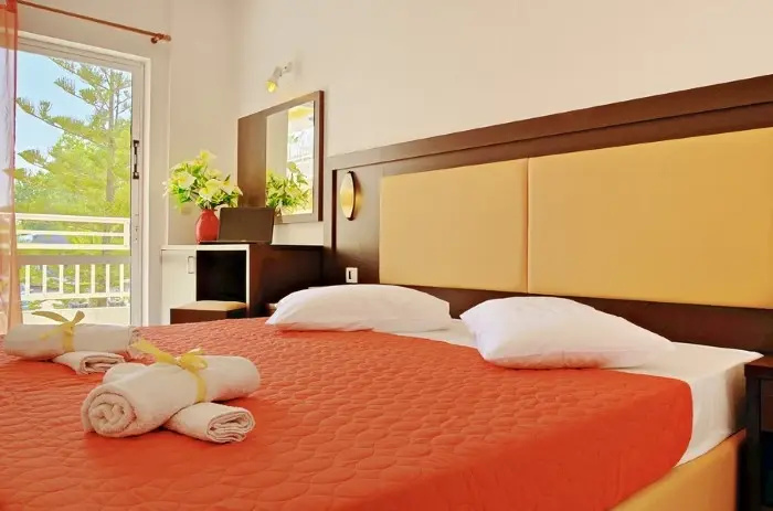 Standard Double room (full double bed)