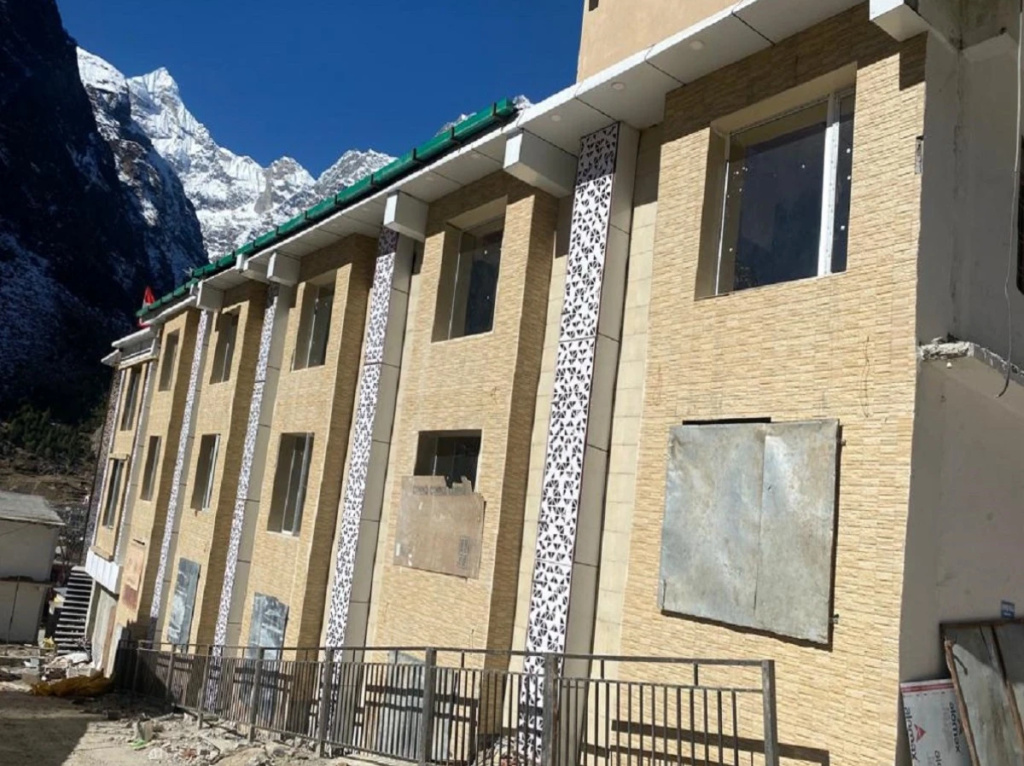 Hotel Yoga Badrinath Dham