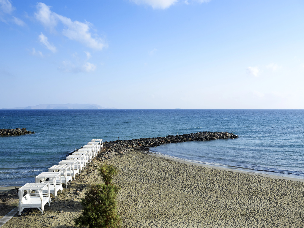 Beach & Waterfront