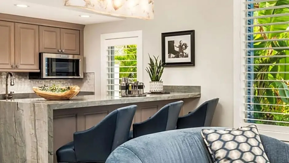 2 Bedrooms Sextuple Suite