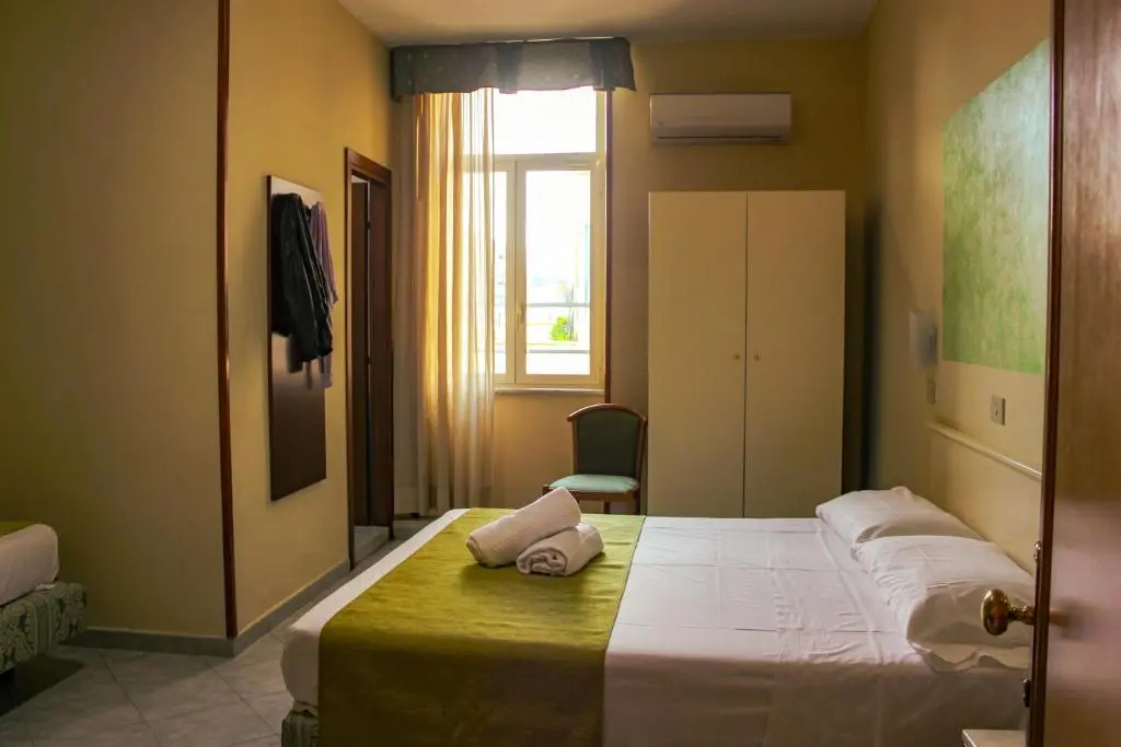 Hotel Garden Napoli - Chambres