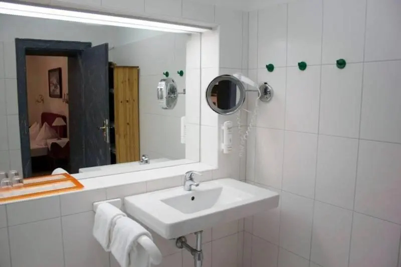 Stadthotel Restaurant Auerhahn - Chambres