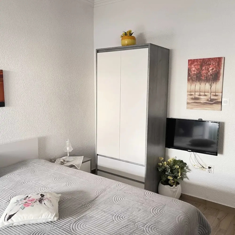 Double Apartment with balcony (full double bed)