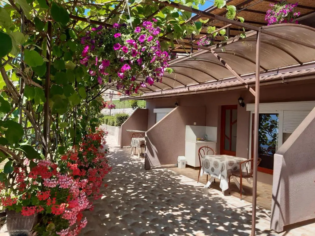 Nate Apartments - фото 7