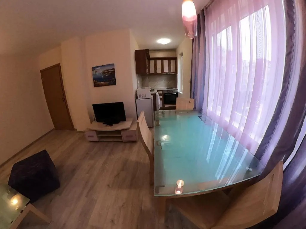 Aquaria Holiday Apartments - Chambres