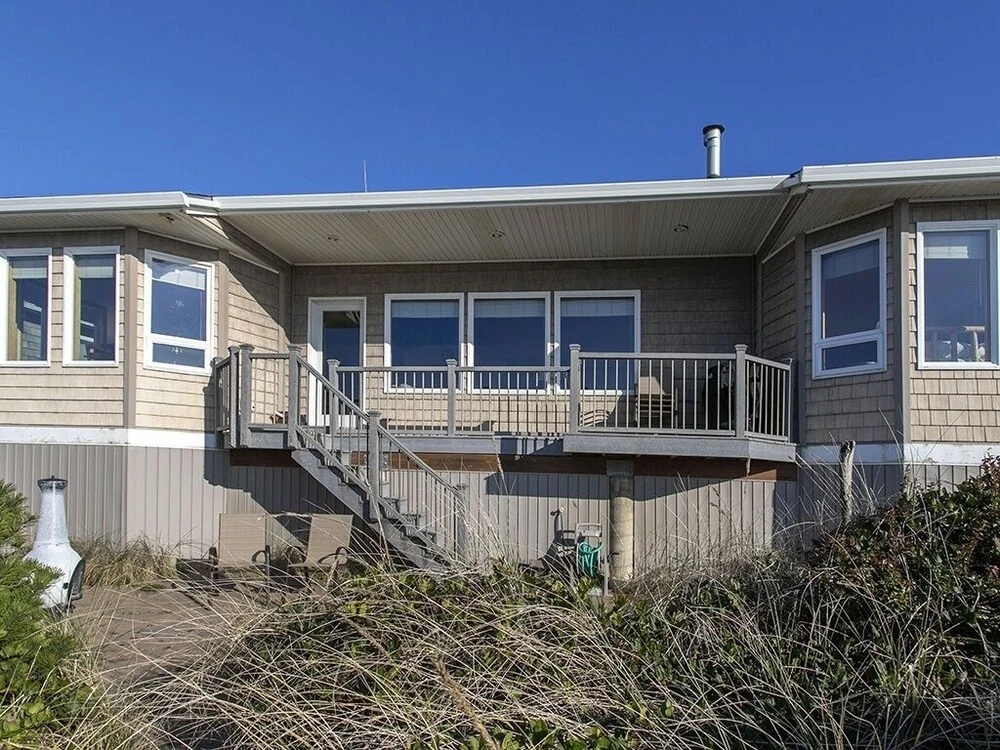 Surfside Getaway 3 Bedroom Home