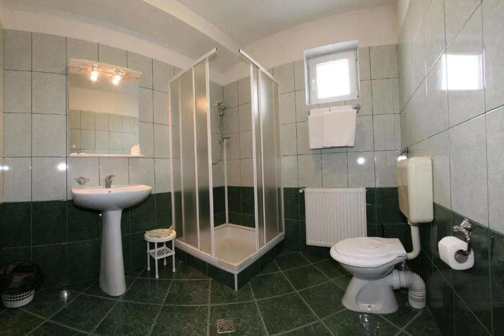 Pensiune Montana - Chambres