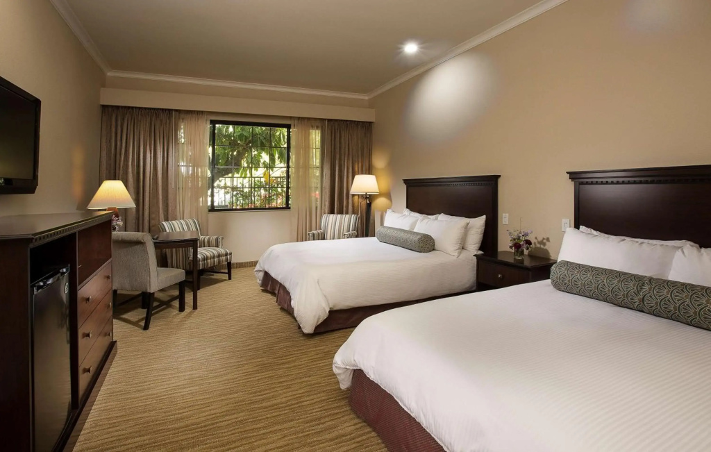 Coast Burbank Hotel - Général