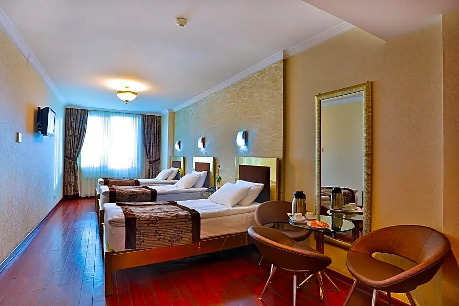 Grand Madrid Hotel - Chambres