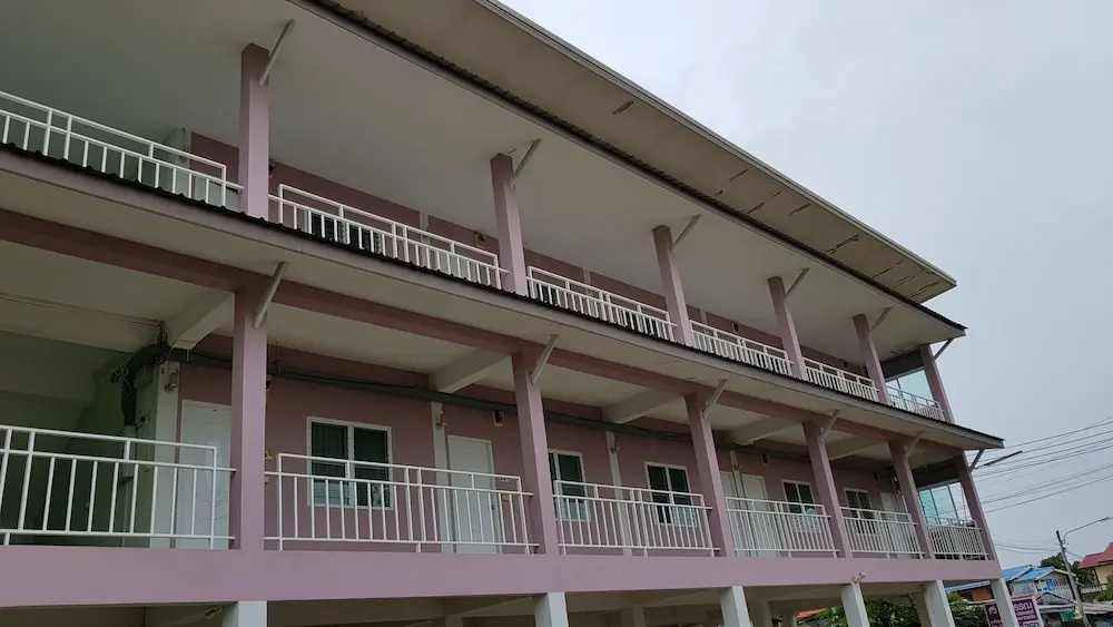 Tossawan Guesthouse