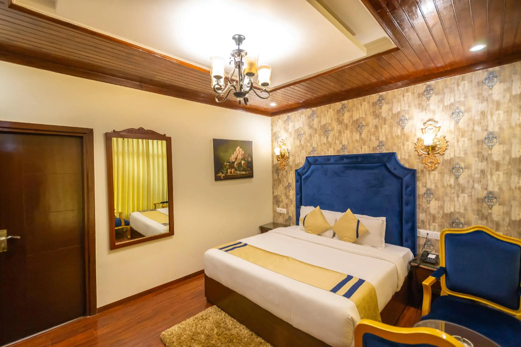Superior room