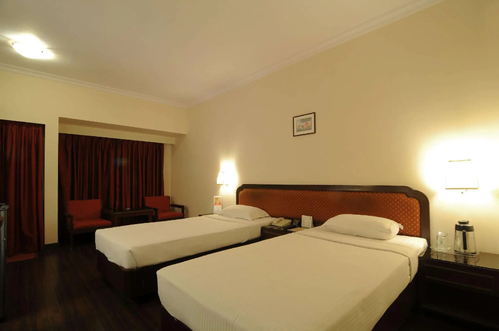 Standard Double room (full double bed)