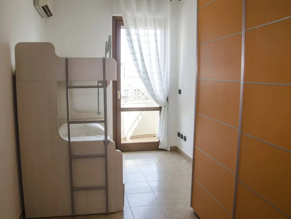 2 Bedrooms Apartment with balcony