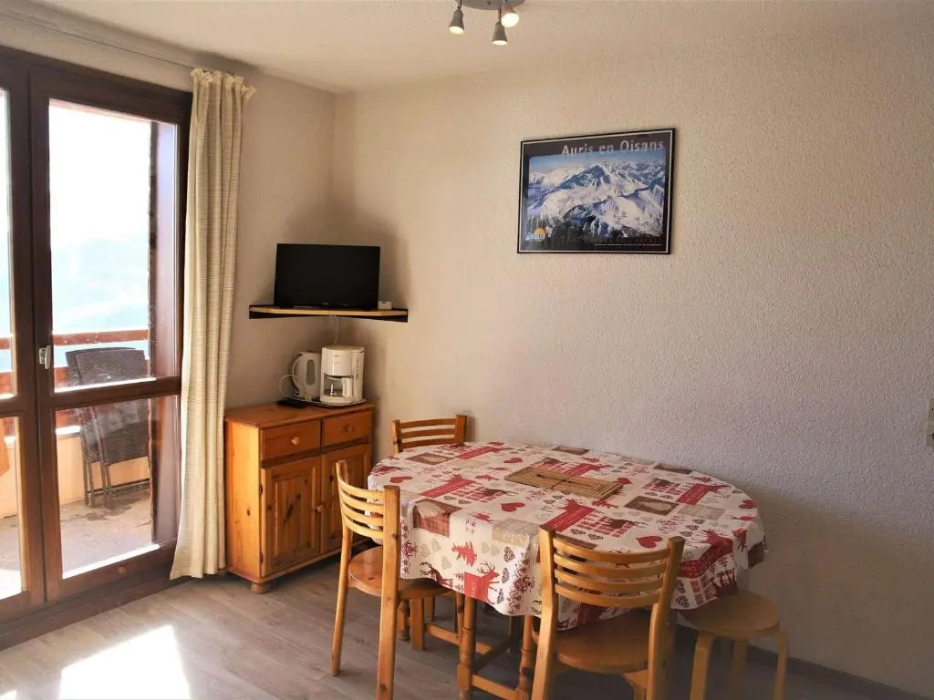 Voir la photo 2 — Appartement Auris, 1 pièce, 4 personnes - FR-1-297-58