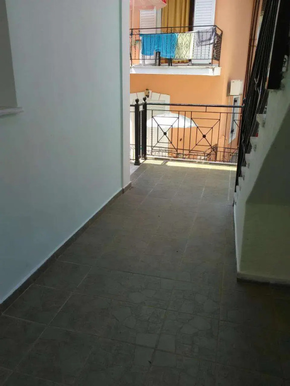Image 12
