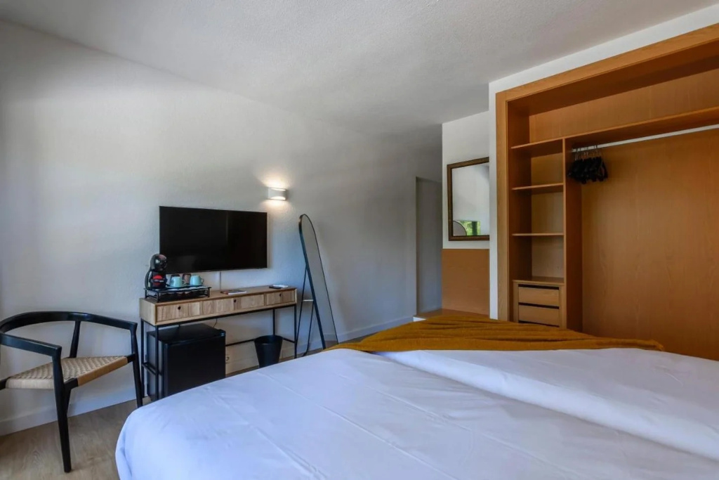 Hotel photo 42