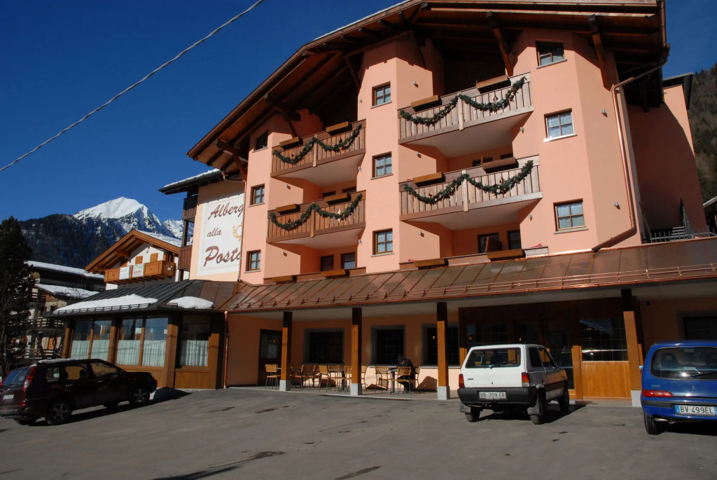 Hotel photo 1