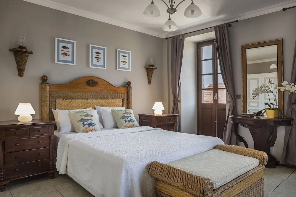 Suite with balcony