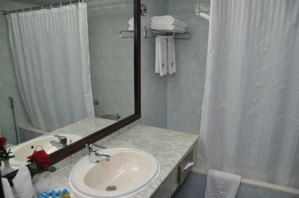 Claridge Hotel 9