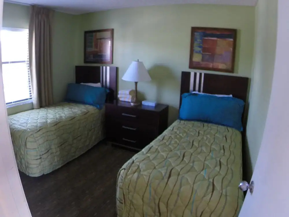 2 Bedrooms Suite