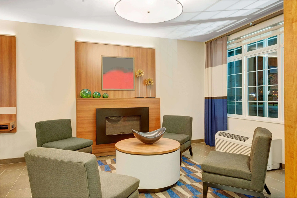 Lobby & Reception