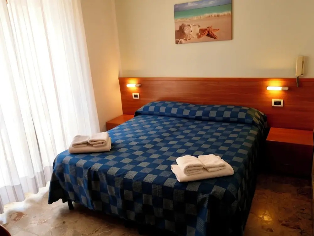 Economy room