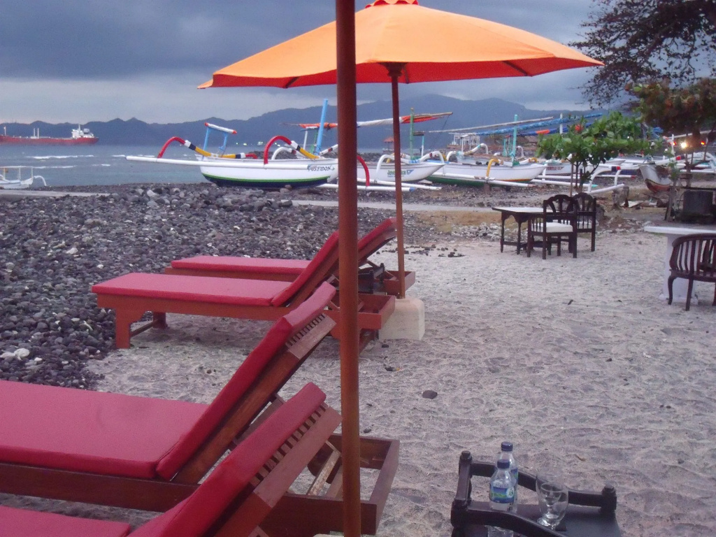 Beach & Waterfront