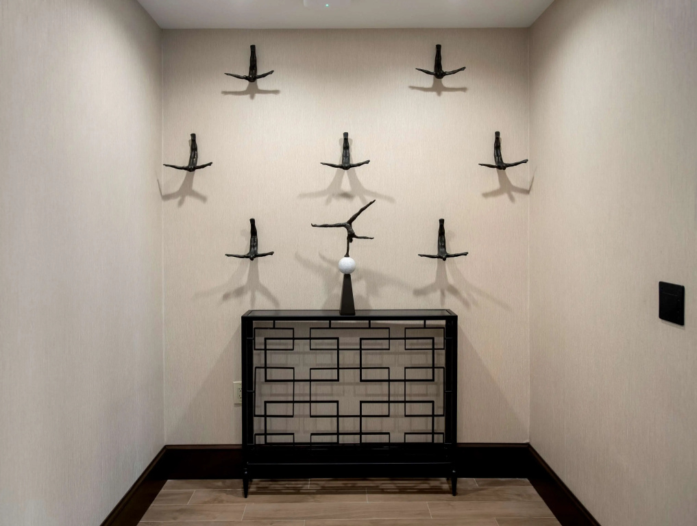 Lobby & Reception