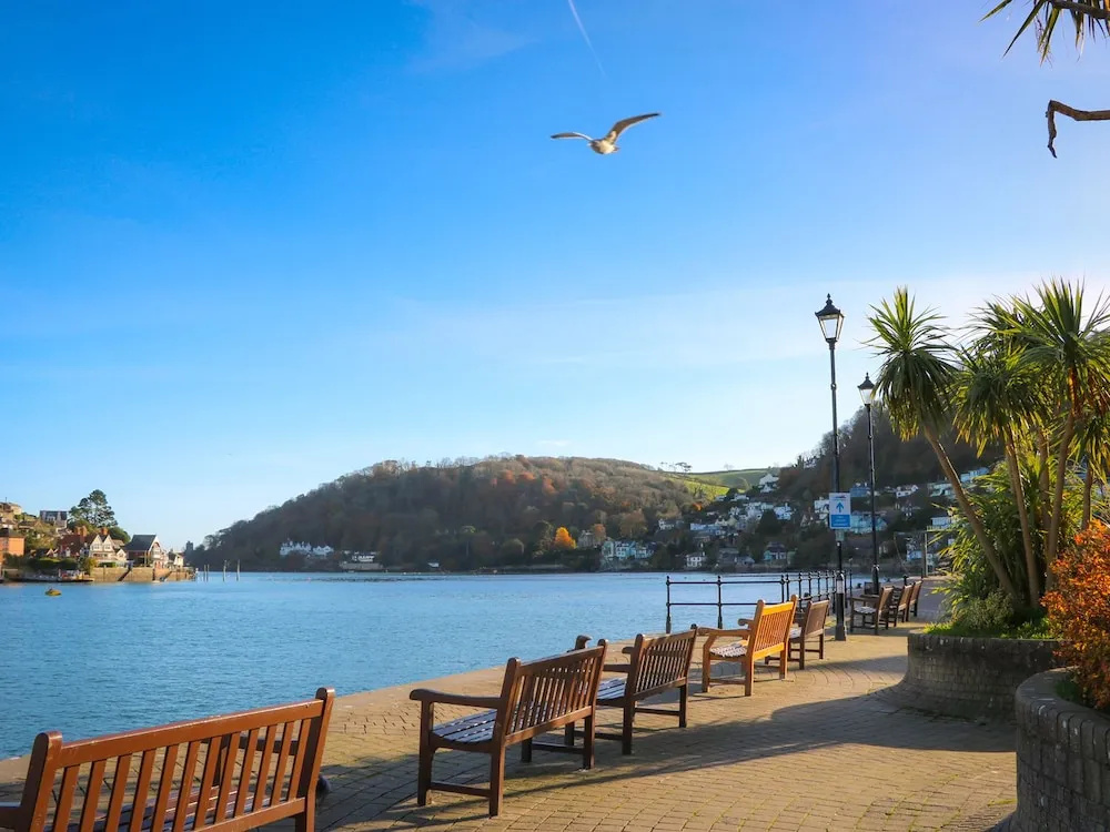 Beach & Waterfront