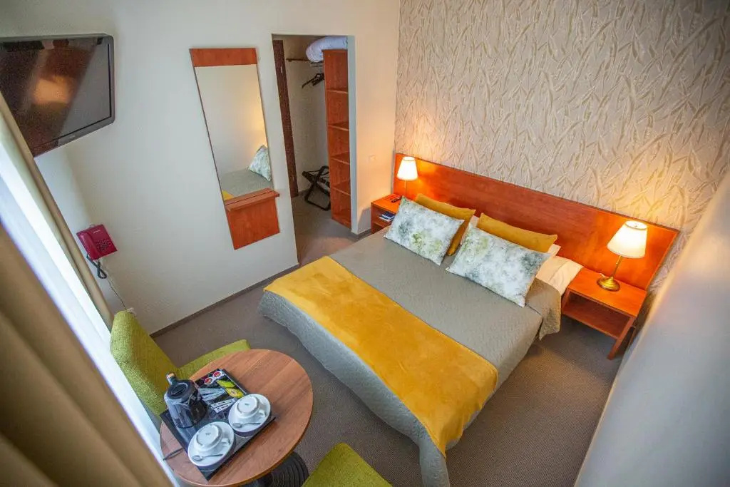 Standard Double room (full double bed)
