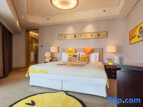 2 Bedrooms Standard Family room