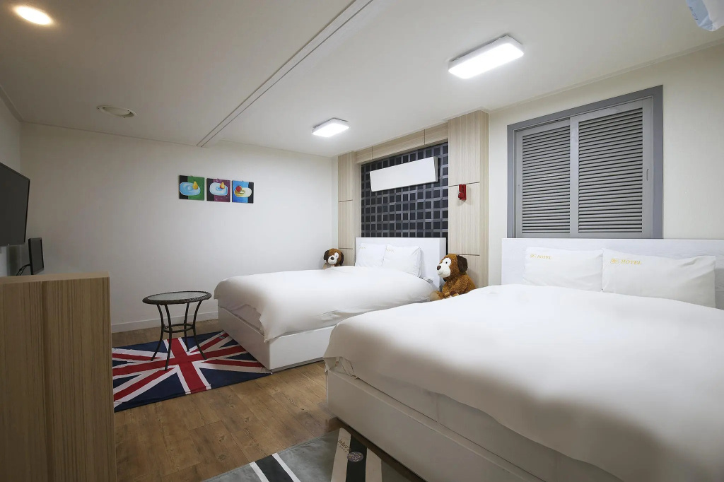 Deluxe Double room (twin beds)