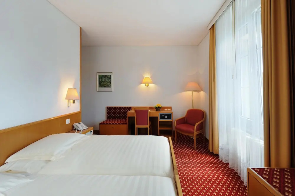 Standard Double room (twin beds)