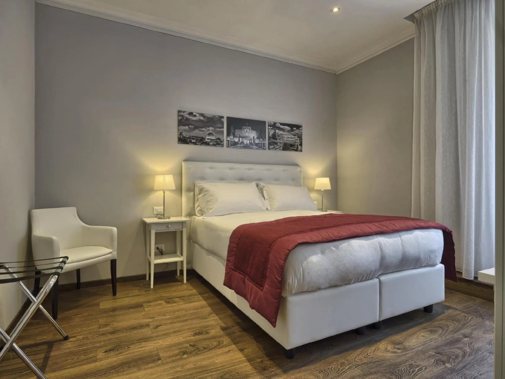 Standard Double room (full double bed)