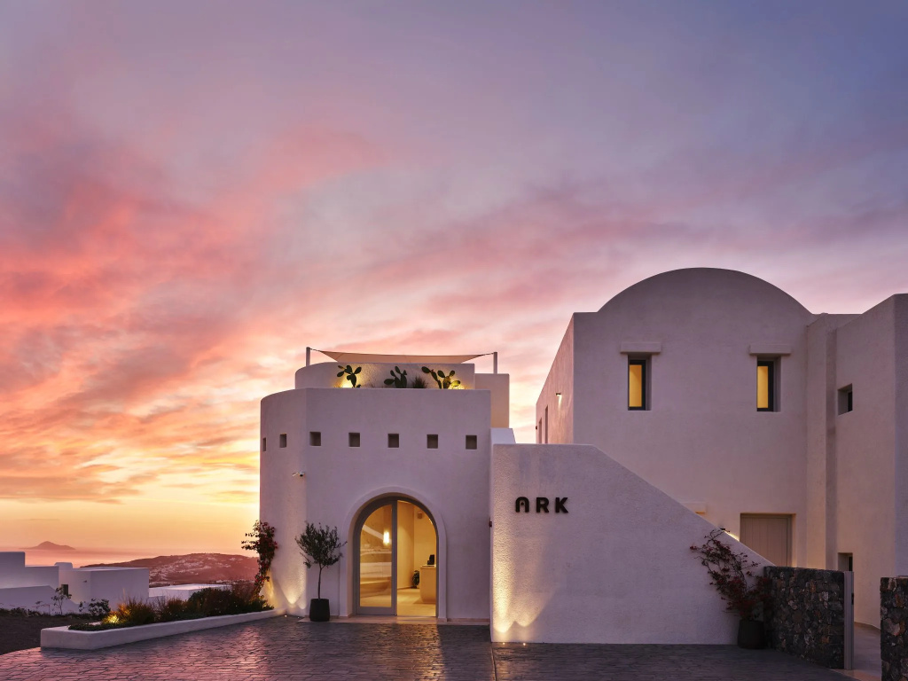 Ark Suites Santorini
