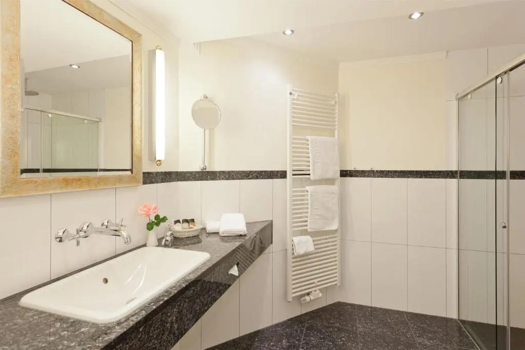 Hotel Lindauer Hof - Chambres