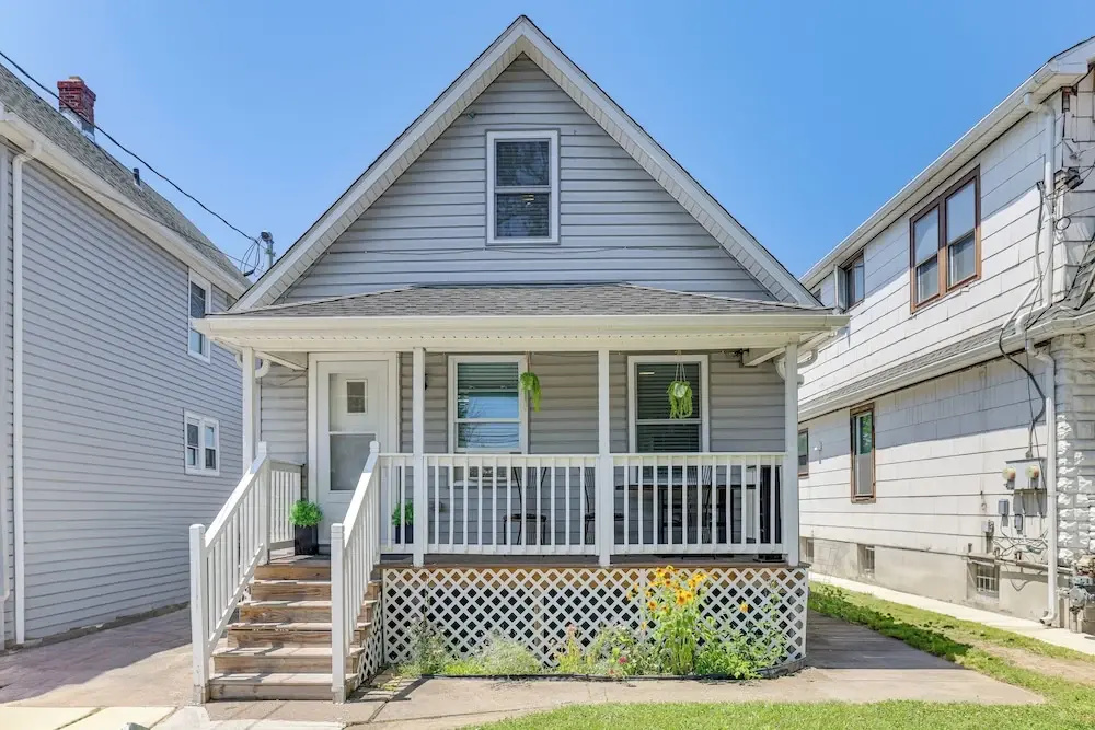 2 Mi to State Park: Updated Niagara Falls Home
