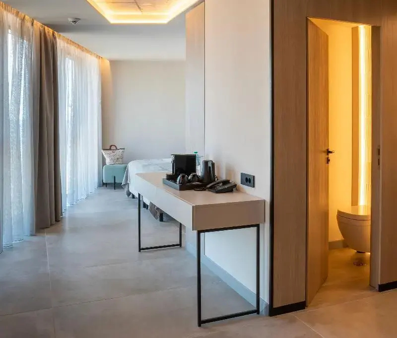 Deluxe Suite