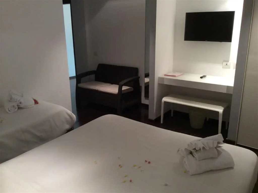 15.92 Hotel - Général