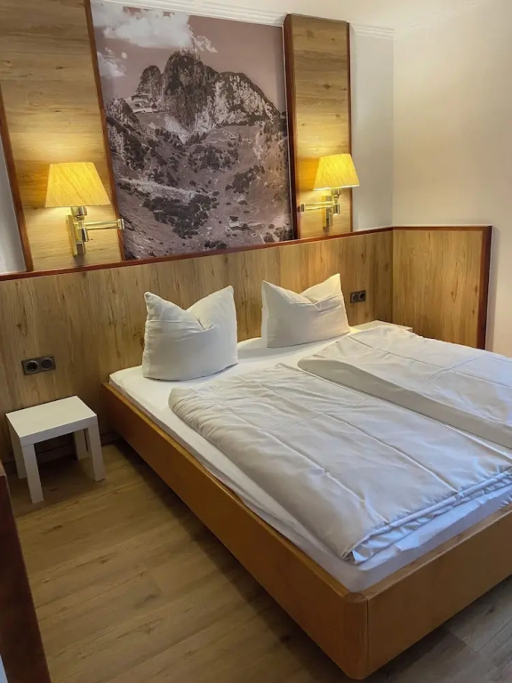 Comfort Double room (full double bed)