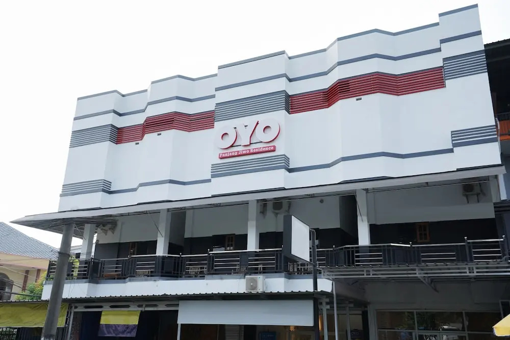 OYO 1624 Panjang Jiwo Residence