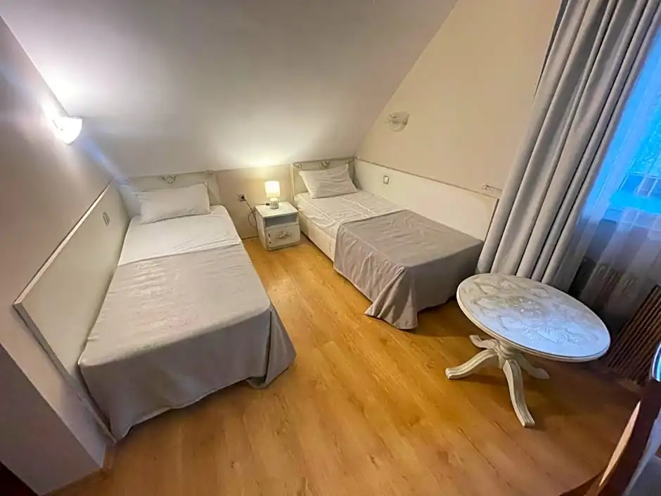 Breza Hotel - Chambres