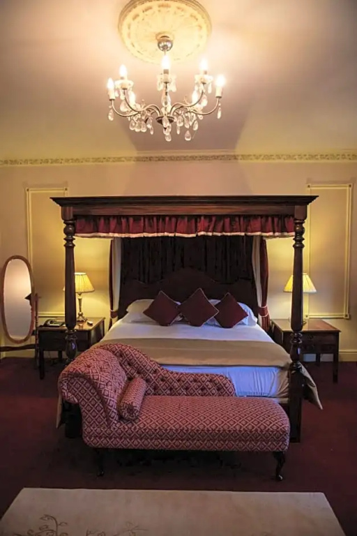 Tre-Ysgawen Hall - Chambres